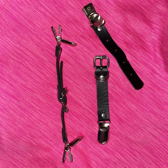 Leather Clip on Garter straps. - Picture 1 of 5